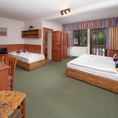 Hotel Maredis Rero Korenov Luaran gambar