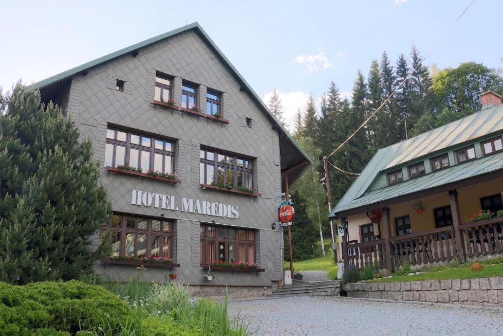 Hotel Maredis Rero Korenov Luaran gambar