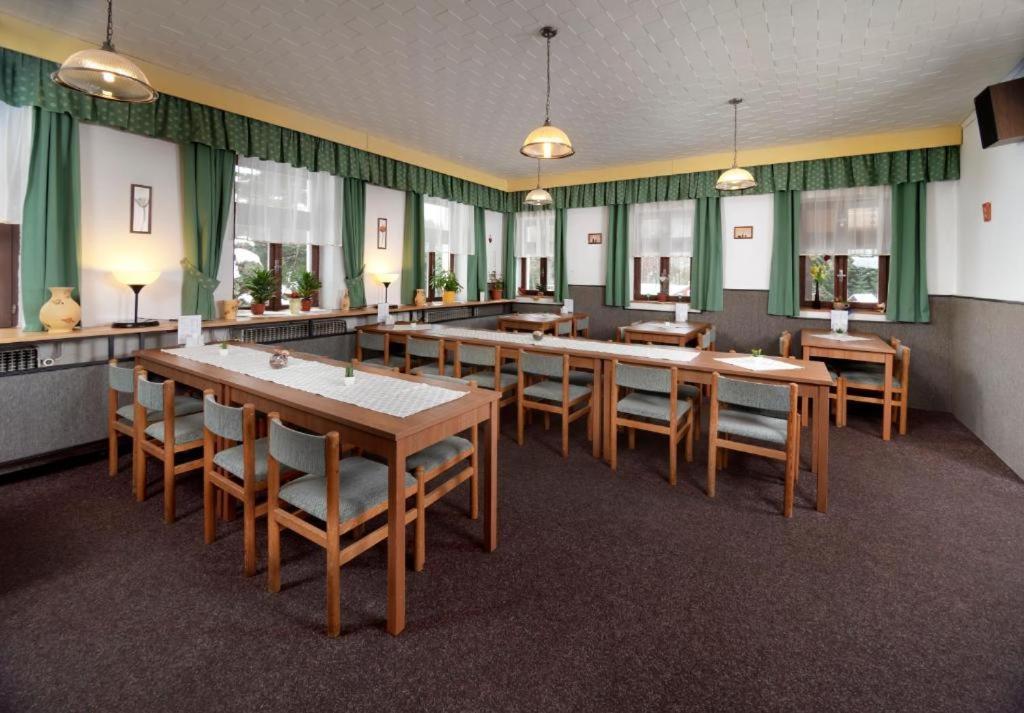 Hotel Maredis Rero Korenov Luaran gambar